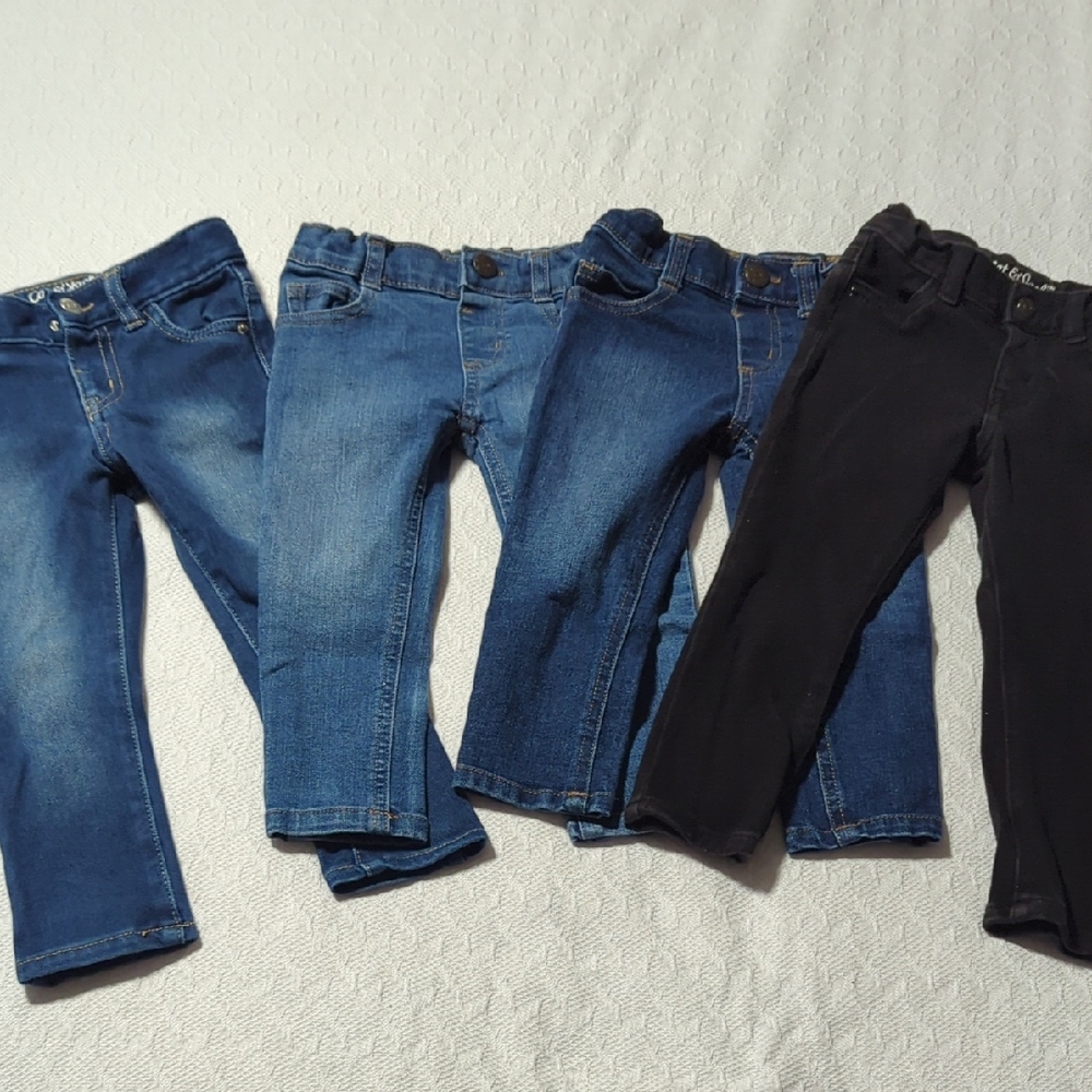 Set of Four Kids' Jeans in Blue and Black